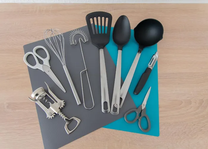 Tolstov - 3 - Kitchen - Dining Area - 25 Min Messe Dus Apartman Duisburg