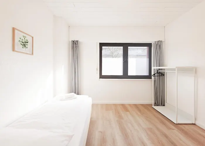 Tolstov - 3 - Kitchen - Dining Area - 25 Min Messe Dus Apartman Duisburg